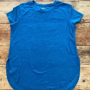 Old Navy Active Blue T-shirt Great Condition